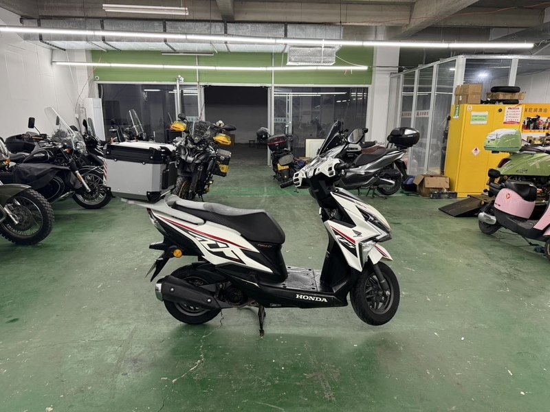 二手新大洲本田裂行 RX125Fi