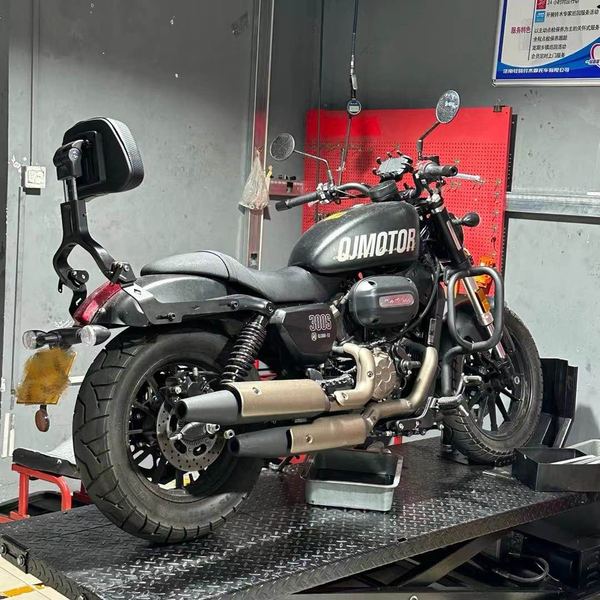 二手QJMOTOR闪300