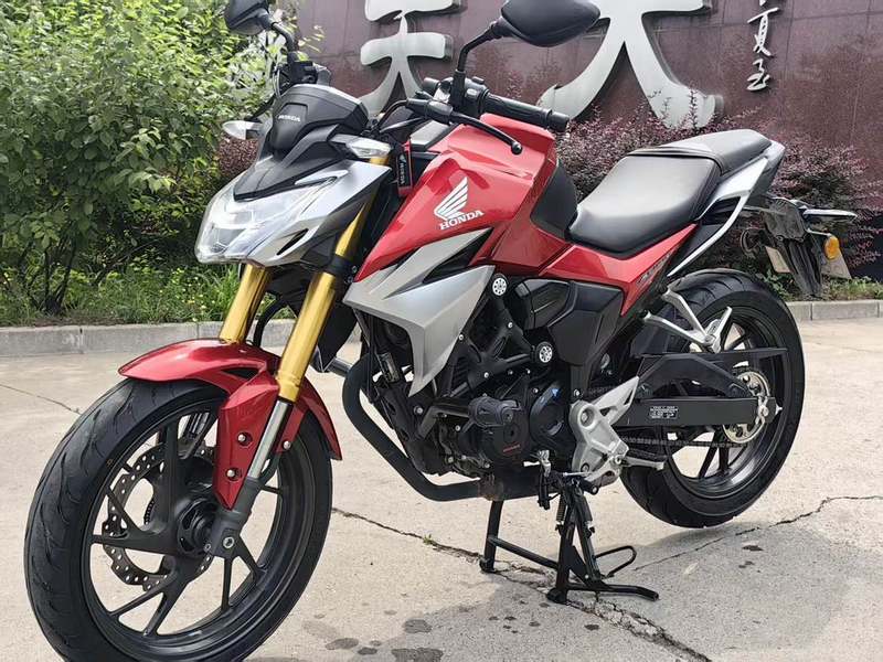 二手五羊本田CB190R 暴锋眼