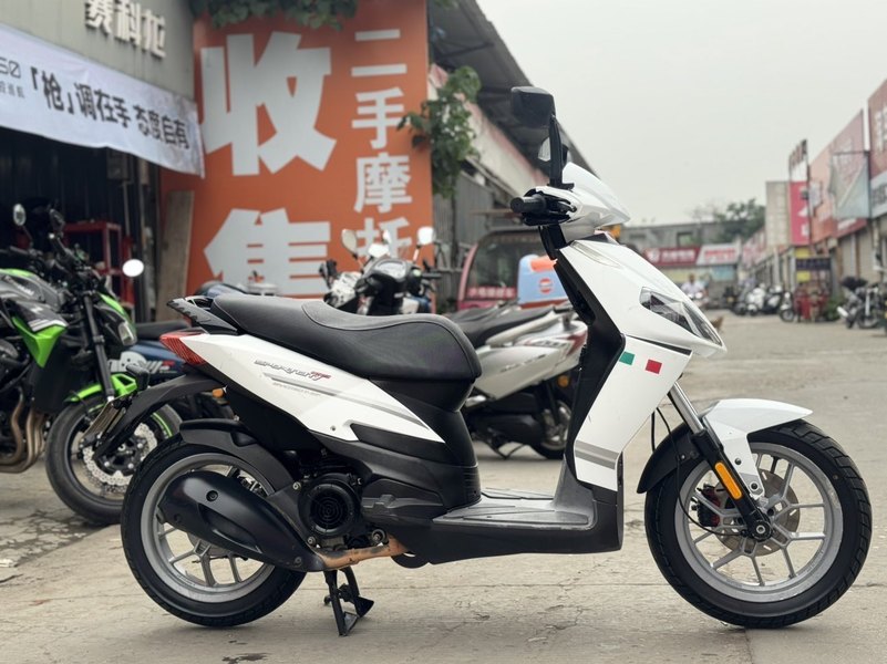二手宗申比亚乔运动健将BYQ125T-5E