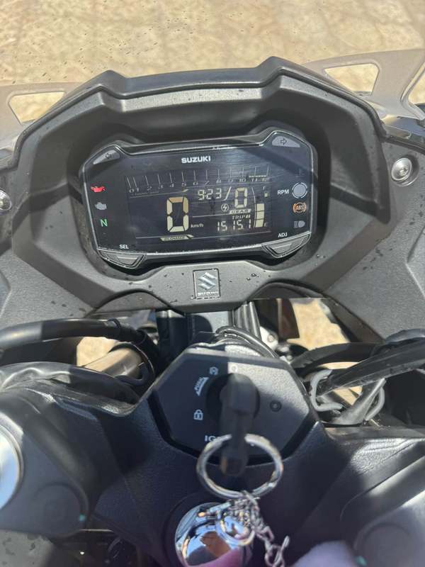 二手豪爵铃木GSX250R