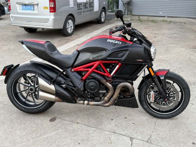 二手杜卡迪Diavel 