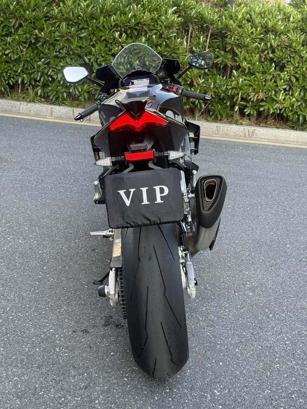 二手阿普利亚RSV4