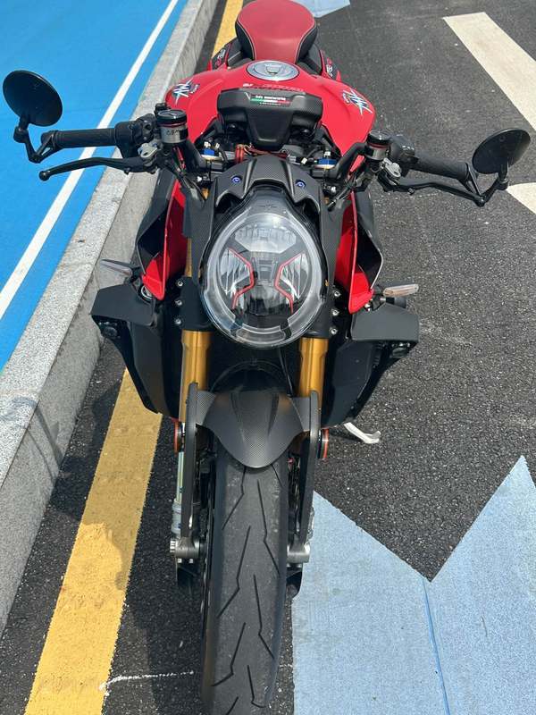 二手奥古斯塔Brutale 1000
