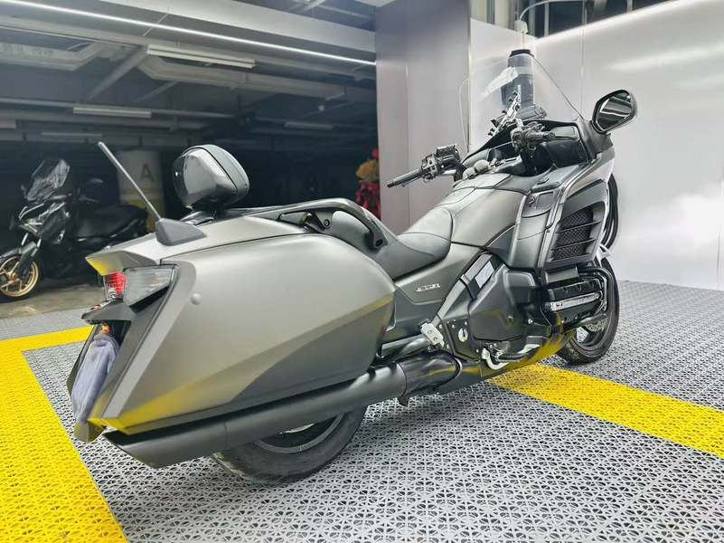 二手本田Gold Wing GL 1800 F6B