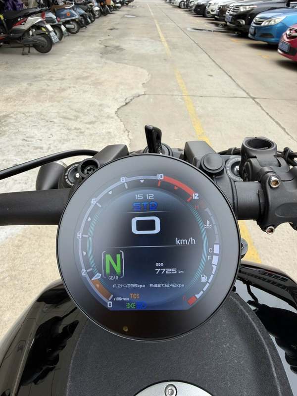 二手QJMOTOR闪600