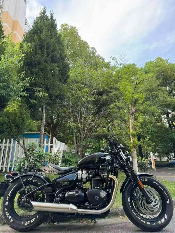 二手凯旋Bonneville Bobber