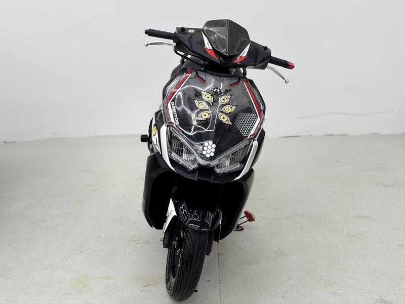 二手QJMOTOR鸿150RS