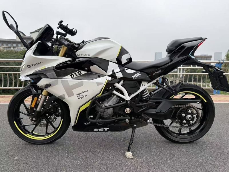 二手春风250SR