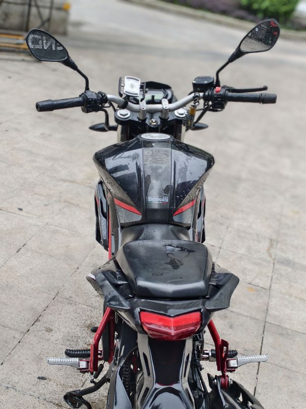 二手贝纳利红宝龙 TNT150i
