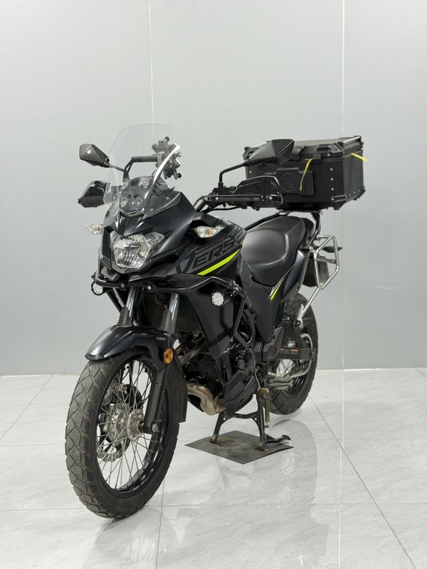 二手川崎Versys-X 300 