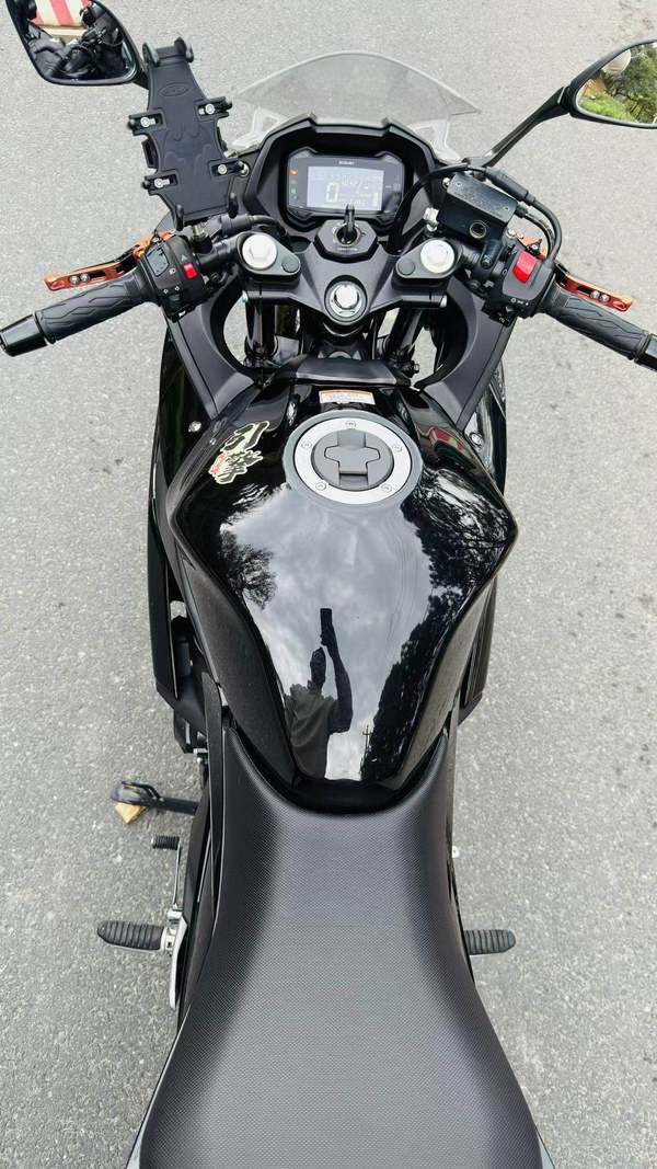 二手豪爵铃木GSX250R
