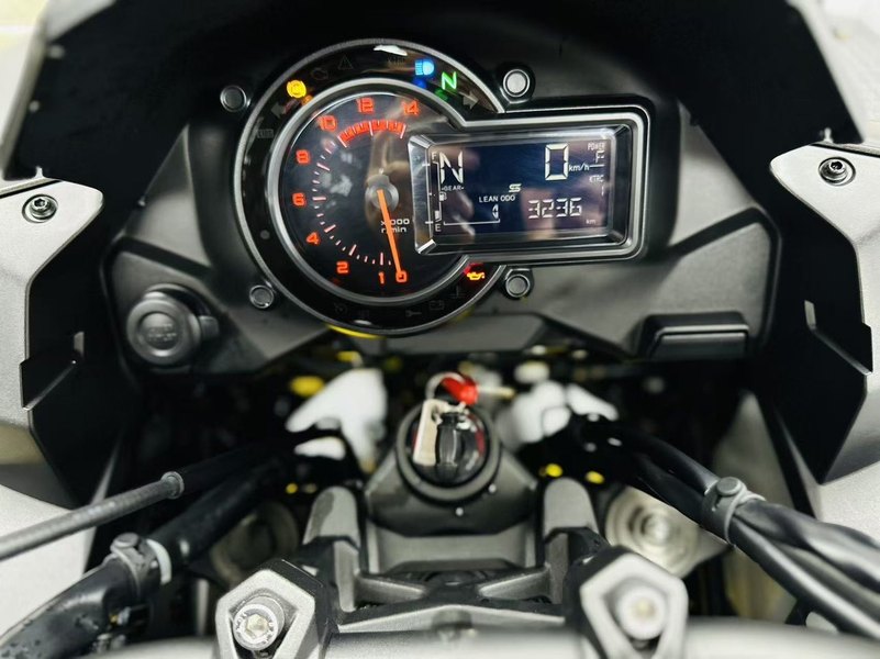 二手川崎Versys 1000 