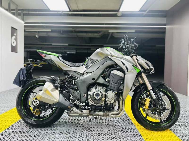 二手川崎Z1000