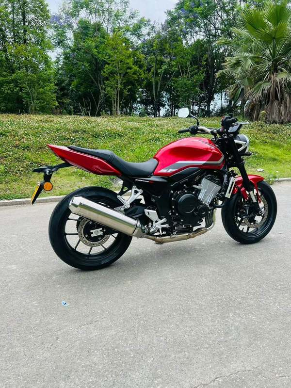 二手本田CB500 Super Four