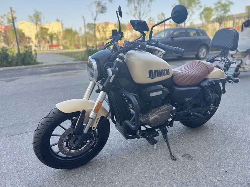 二手QJMOTOR闪300