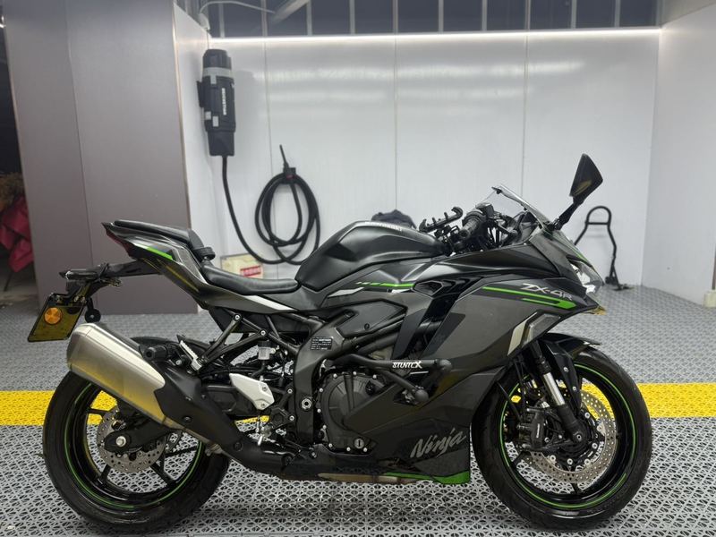 二手川崎ZX-4R