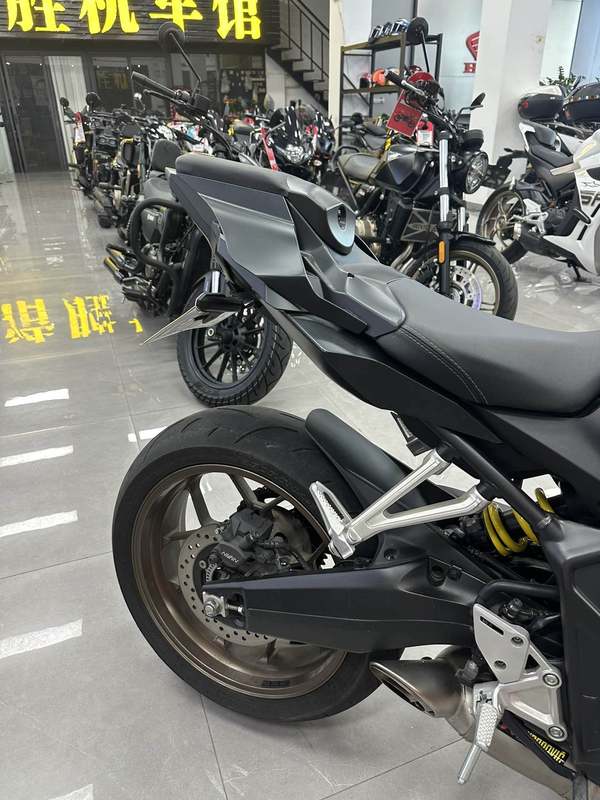 二手本田CB650R 