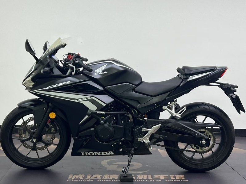 二手本田CBR400R