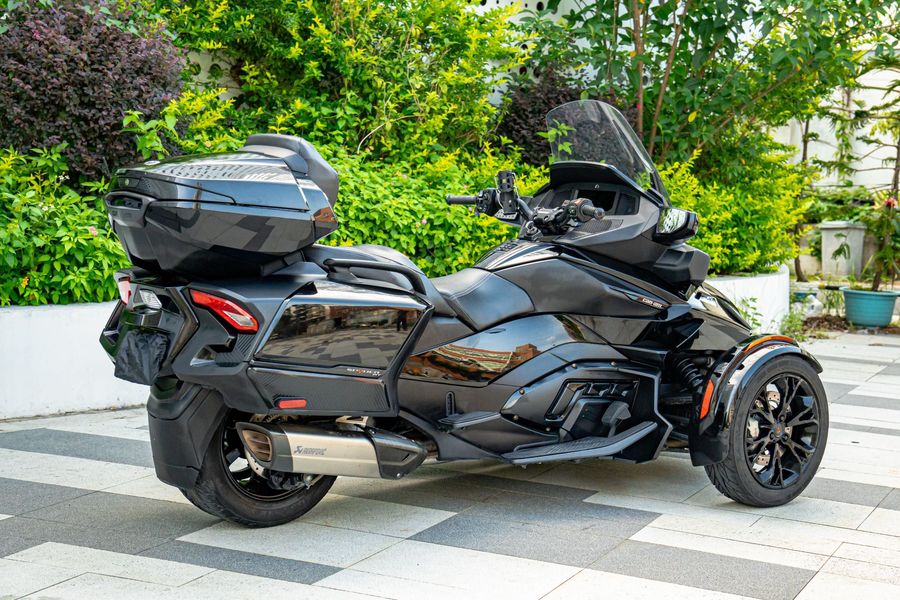 二手庞巴迪Spyder RT