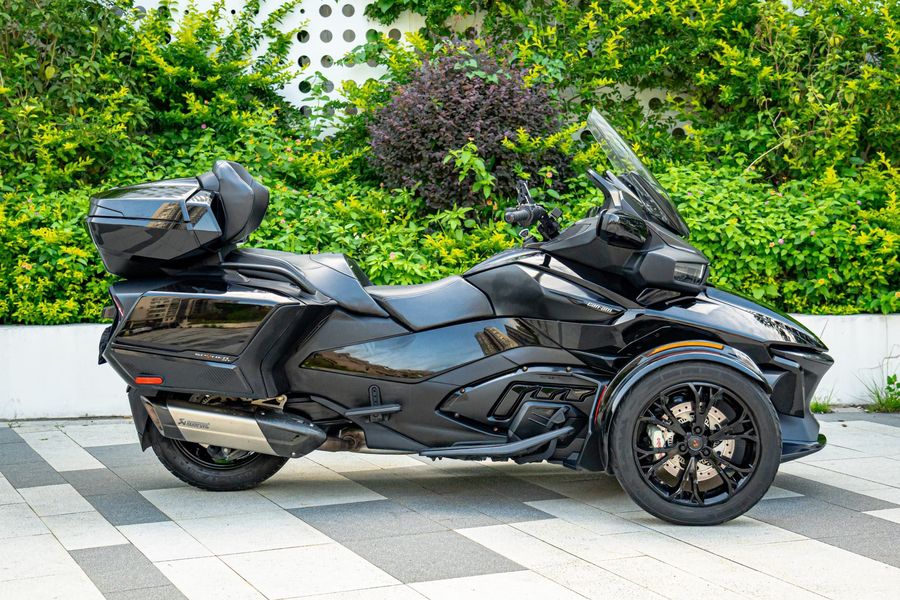 二手庞巴迪Spyder RT