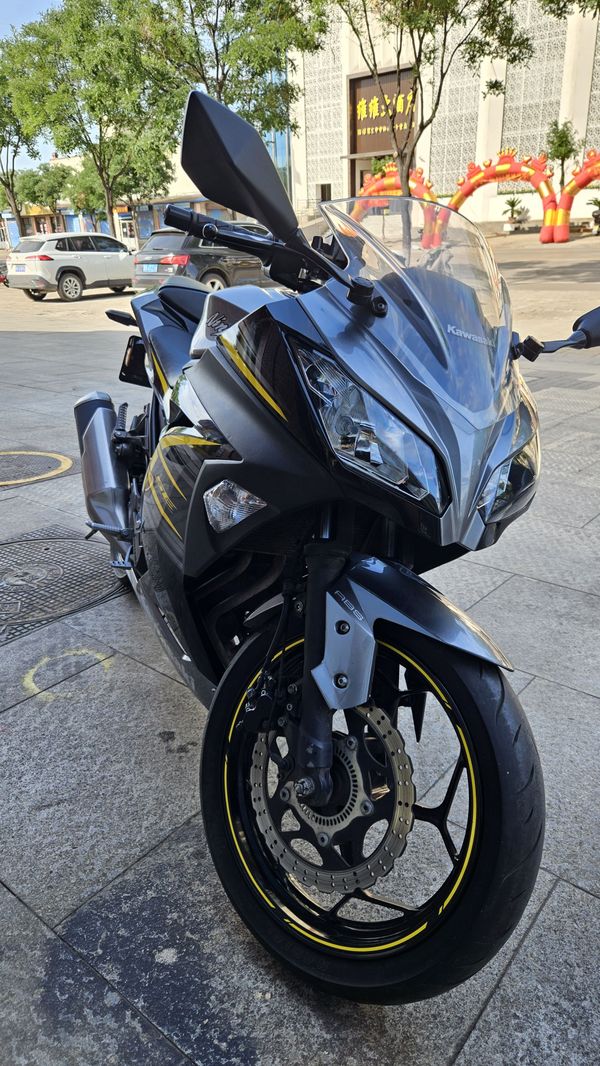 二手川崎Ninja 250