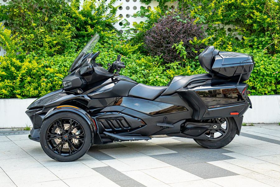 二手庞巴迪Spyder RT