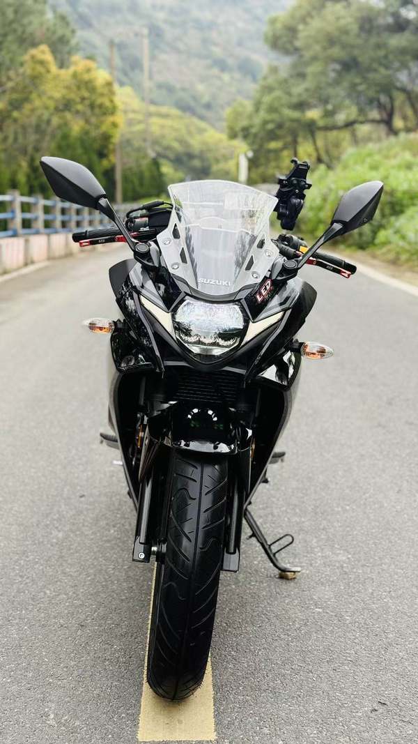 二手豪爵铃木GSX250R