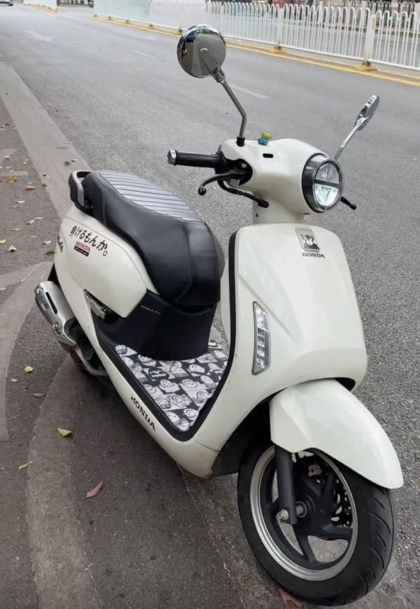 二手新大洲本田NS125LA