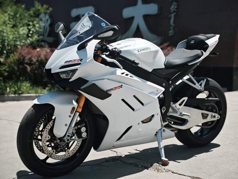 二手张雪机车820RR