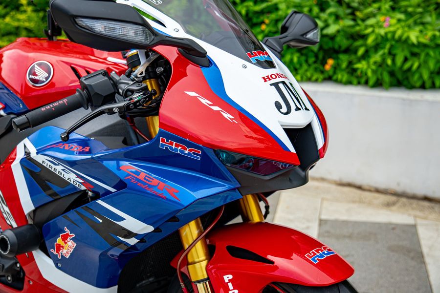 二手本田CBR 1000 RR-R