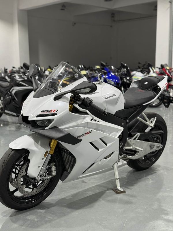 二手张雪机车820RR