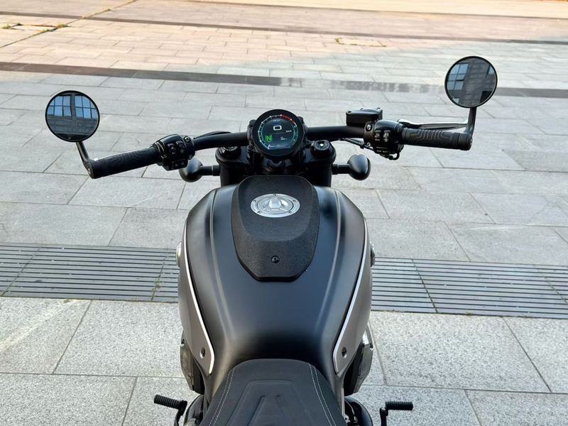 二手QJMOTOR闪600