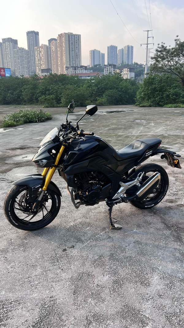 二手豪爵XCR300