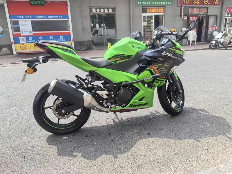 二手川崎Ninja 400