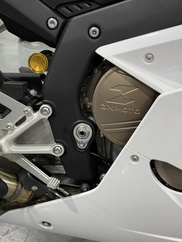 二手张雪机车820RR
