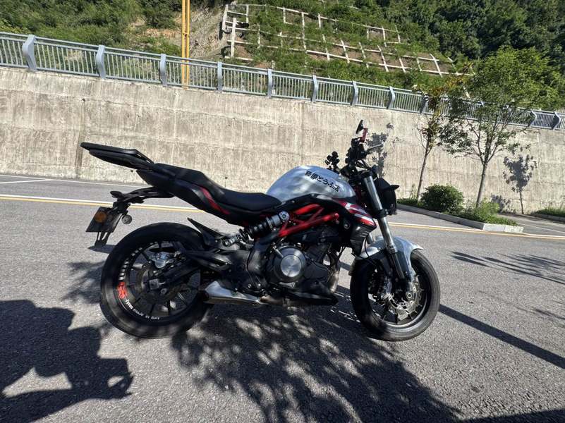 二手贝纳利蓝宝龙 BN302S