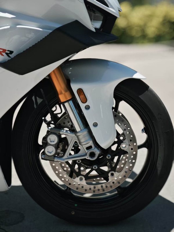 二手张雪机车820RR