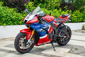 二手本田CBR 1000 RR-R