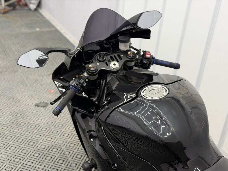 二手雅马哈YZF-R1