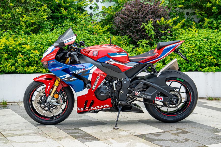 二手本田CBR 1000 RR-R