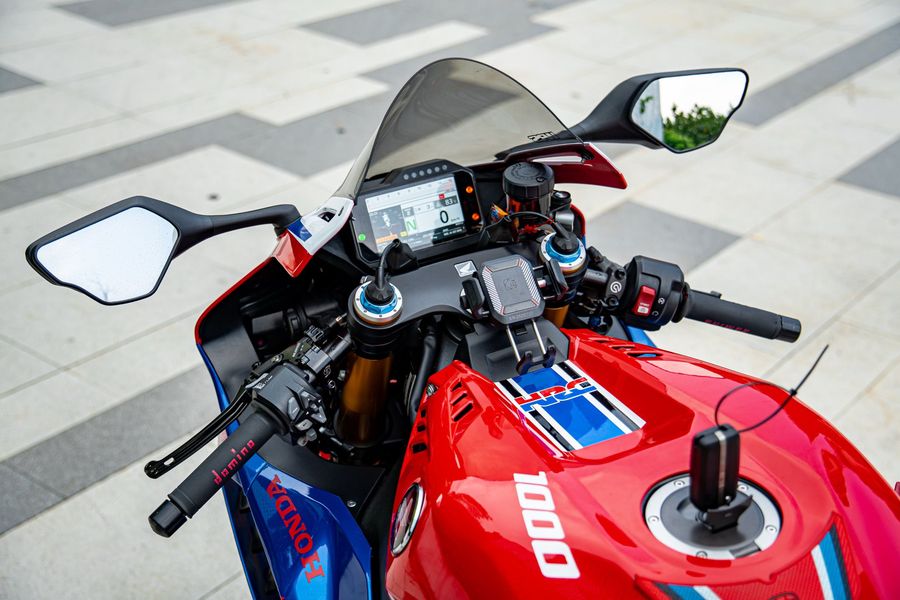 二手本田CBR 1000 RR-R