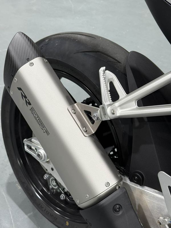 二手张雪机车820RR