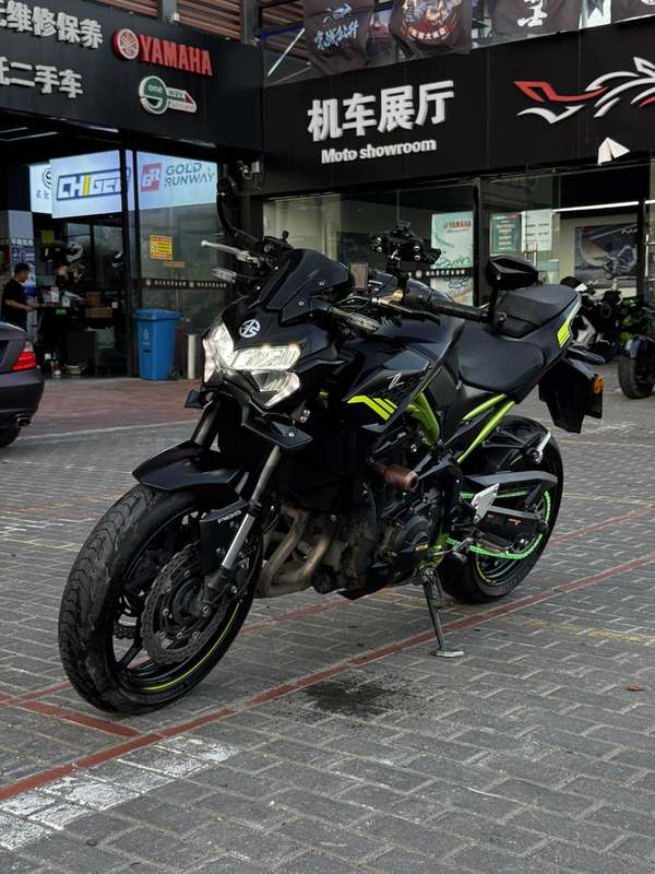 二手川崎Z900