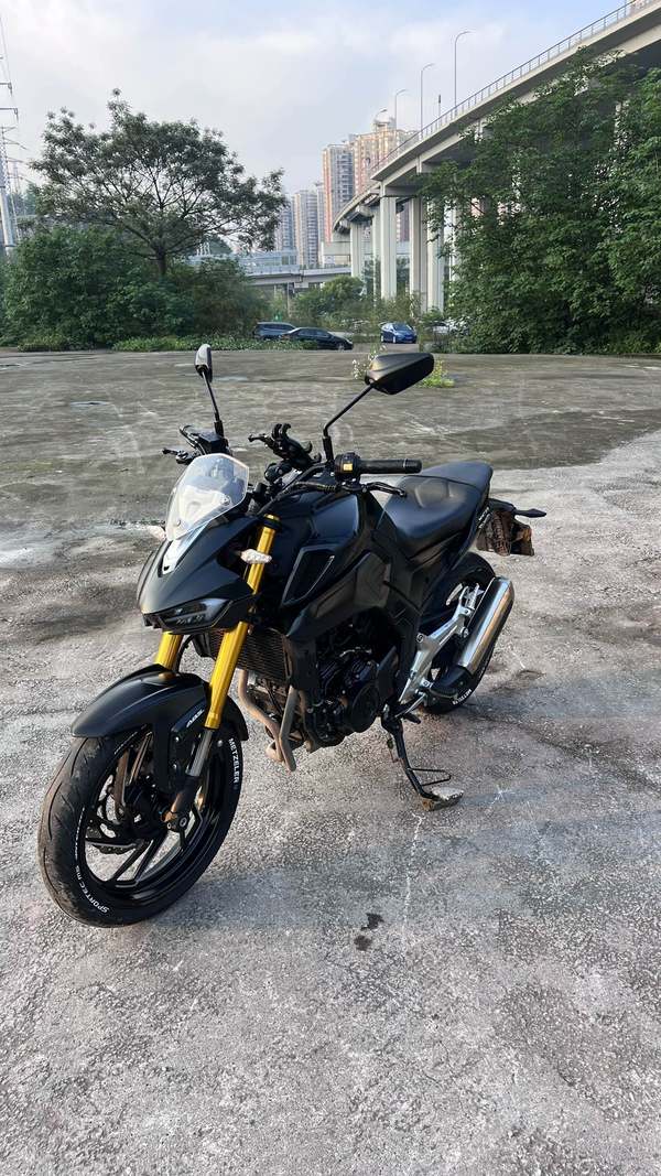 二手豪爵XCR300