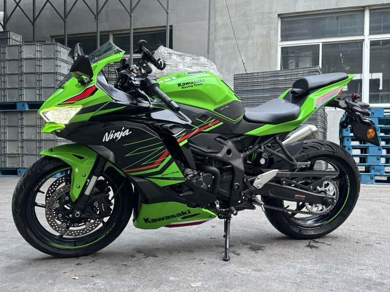 二手川崎ZX-4R