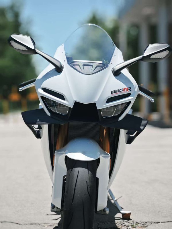 二手张雪机车820RR