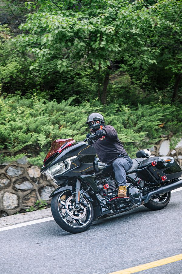 二手哈雷戴维森公路滑翔 Road Glide