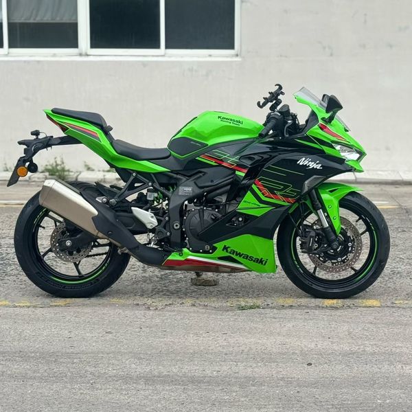 二手川崎ZX-4R
