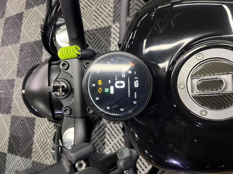 二手QJMOTOR闪300